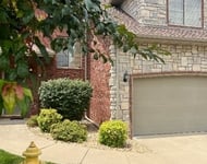 Unit for rent at 2335 W Chesterfield C, Springfield, MO, 65807