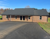 Unit for rent at 4037 Eugene Drive, Lincolnton, NC, 28092