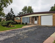 Unit for rent at 5604 N Redwood Drive, Norwood Park Township, IL, 60631