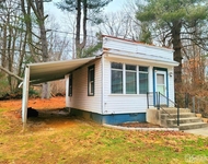 Unit for rent at 302 Schoolhouse Road, Monroe, NJ, 08831