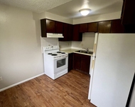 Unit for rent at 1902-1906 E Everett Ave, Spokane, WA, 99207