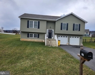 Unit for rent at 157 Duckwoods Ln, MARTINSBURG, WV, 25403