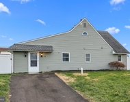 Unit for rent at 6 Clover Ln, LEVITTOWN, PA, 19055