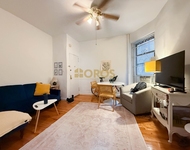 700 East 9th Street - Photo 1