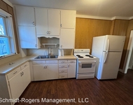 Unit for rent at 206 7th Street, Traverse City, MI, 49684