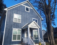 Unit for rent at 620 W Ninth Street, Traverse City, MI, 49684