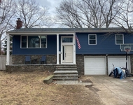 Unit for rent at 11 Greenwich Road, Smithtown, NY, 11787