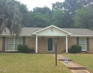 Unit for rent at 5516 Vanderbilt Drive N, Mobile, AL, 36608