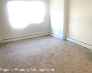 Unit for rent at 820 E Washington, Bloomington, IL, 61701