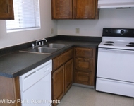 Unit for rent at 190 N Willow Ave, Fresno, CA, 93727