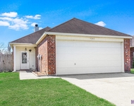 Unit for rent at 9280 Pecan Tree Dr, Baton Rouge, LA, 70810