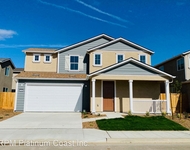 Unit for rent at 2796 N Hornet Ave, Fresno, CA, 93737