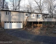 Unit for rent at 370 Whippoorwill Drive, Bushkill, PA, 18324