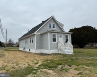 Unit for rent at 113 N Hook Rd, PENNSVILLE, NJ, 08070