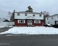 Unit for rent at 20 Old Pine Avenue, Colonie, NY, 12205