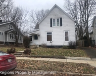 Unit for rent at 809 Summit St, Bloomington, IL, 61701