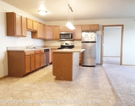 Unit for rent at 1315/1325 35th Avenue Se & 1310/1320 34th Ave Se, Minot, ND, 58701