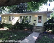 Unit for rent at 513 2nd Ave, Iowa City, IA, 52245
