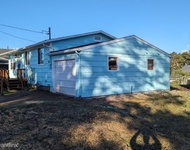 Unit for rent at 2136 Nw Jetty Ave, Lincoln City, OR, 97367