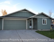 Unit for rent at 309 Sw 29th St., Redmond, OR, 97756