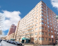 Unit for rent at 700 W Bittersweet Place, Chicago, IL, 60613