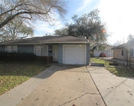 Unit for rent at 421 20th Avenue N, Texas City, TX, 77590