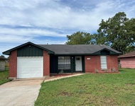 Unit for rent at 118 Bois D Arc Street, Lake Jackson, TX, 77566