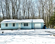 Unit for rent at 223 Scotch Pine Drive, Pocono Summit, PA, 18346