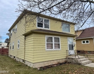 Unit for rent at 1610 Division Ave 1610a, Sheboygan, WI, 53083