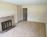 Unit for rent at 2964-2966 Mt Holyoke Road, Columbus, OH, 43221