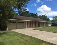 Unit for rent at 117 Chestnut Street, Lake Jackson, TX, 77566