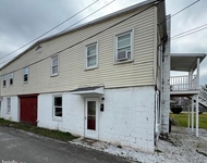 Unit for rent at 9 Oxford St, NEW OXFORD, PA, 17350