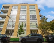 Unit for rent at 1550 W Cornelia Avenue, Chicago, IL, 60657