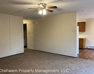 Unit for rent at 903 Charles St., Newberg, OR, 97132