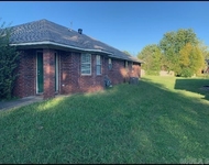 Unit for rent at 380 S Davis Street, Conway, AR, 72034