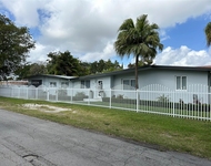 Unit for rent at 6501 Sw 34th St, Miami, FL, 33155