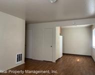 Unit for rent at 1945-1959 8th Street, Redding, CA, 96001