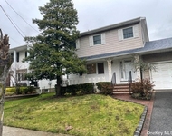 Unit for rent at 656 Oakland Avenue, Cedarhurst, NY, 11516