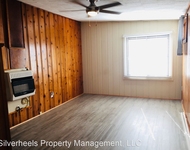 Unit for rent at 716 Franklin Avenue, Belpre, OH, 45714