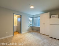 Unit for rent at 800 Ne 42nd Street, Seattle, WA, 98105