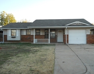 Unit for rent at 824 Nw 15th Street, Moore, OK, 73160