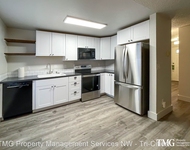 Unit for rent at 2216 W 13th Avenue #b, Kennewick, WA, 99337