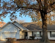 Unit for rent at 606 Elm, Jonesboro, AR, 72401