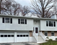 Unit for rent at 9 Ridgewood Terrace, Poughkeepsie, NY, 12603