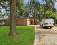 Unit for rent at 13835 Oakwood Lane, Sugar Land, TX, 77498