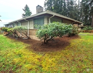 Unit for rent at 3405 Ne 160th Street, Lake Forest Park, WA, 98155