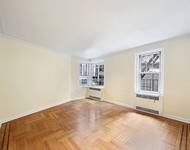Jane and Greenwich ave - Photo 1