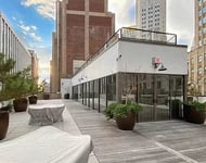 1 Wall Street Court - Photo 1
