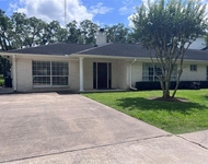 Unit for rent at 3009 W Parkwood Avenue, Friendswood, TX, 77546