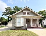 Unit for rent at 421 E Myrtle Street, Angleton, TX, 77515